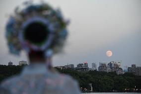 Super Moon Appear in Hangzhou