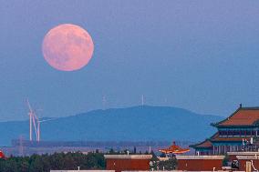 Full Moon - China