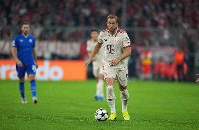 Bayern Munich v Dinamo Zagreb - UEFA Champions League