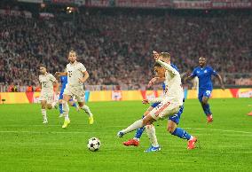 Bayern Munich v Dinamo Zagreb - UEFA Champions League