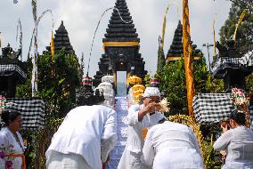 Pujawali Tradition In Indonesia