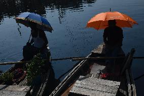 Daily Life In Dhaka