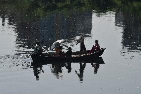 Daily Life In Dhaka