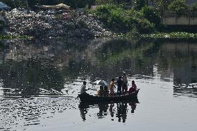 Daily Life In Dhaka