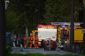 Two Injured In A Fire On The Roof Of A Building - Paris