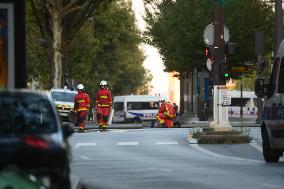 Two Injured In A Fire On The Roof Of A Building - Paris