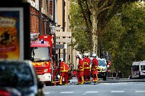 Two Injured In A Fire On The Roof Of A Building - Paris