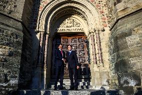 Justin Trudeau Welcomes Emir of Qatar - Ottawa