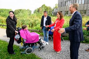 King At Centenary Of Residential Care Park Willem Van Den Bergh - Netherlands