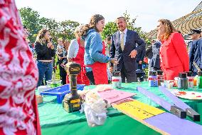 King At Centenary Of Residential Care Park Willem Van Den Bergh - Netherlands