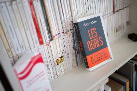 Book Denounces Childcare Malpractices - Paris