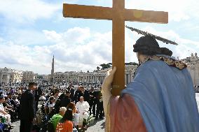 Pope Francis Leads The General Audience - Vatican