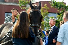 King At Centenary Of Residential Care Park Willem Van Den Bergh - Netherlands