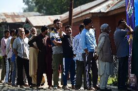 First Phase Of Assembly Elections Begins In Kashmir After 10 Years