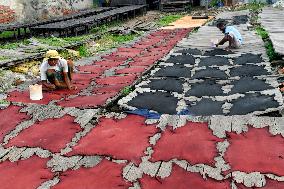 Daily Life In Dhaka