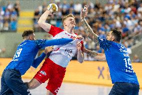 EHF Champions League - Orlen Wisla Plock v Dinamo Bucuresti