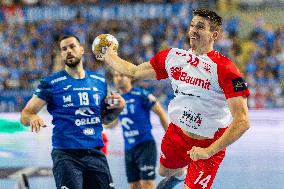 EHF Champions League - Orlen Wisla Plock v Dinamo Bucuresti