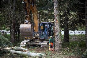 2nd Day Of Attempts By Gendarmerie To Clear The 'Verger' ZAD On The Planned A69 Highway