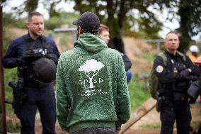 2nd Day Of Attempts By Gendarmerie To Clear The 'Verger' ZAD On The Planned A69 Highway