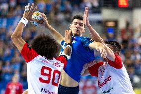 EHF Champions League - Orlen Wisla Plock v Dinamo Bucuresti