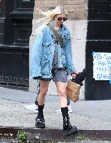 Taylor Momsen Steps Out - NYC