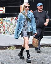 Taylor Momsen Steps Out - NYC