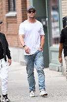 Chris Hemsworth Out - NYC