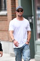 Chris Hemsworth Out - NYC