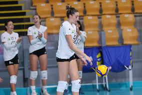 <categoriaITA> - <sottocategoriaITA> - Volleyball WEVZA CUP Women