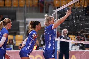 <categoriaITA> - <sottocategoriaITA> - Volleyball WEVZA CUP Women