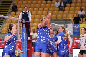 <categoriaITA> - <sottocategoriaITA> - Volleyball WEVZA CUP Women