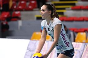 <categoriaITA> - <sottocategoriaITA> - Volleyball WEVZA CUP Women