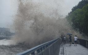 Typhoon Pulasan