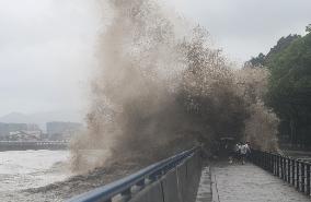 Typhoon Pulasan