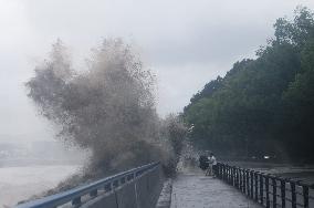 Typhoon Pulasan