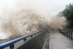 Typhoon Pulasan