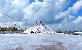 Guanxi Salt Farm in Lianyungang