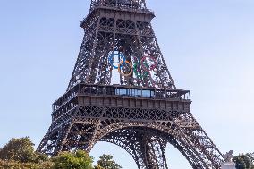 Debate Over The Olympic Rings On Eiffel Tower