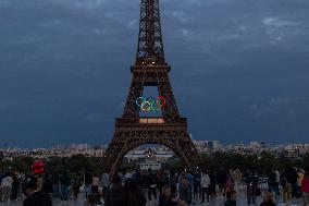 Debate Over The Olympic Rings On Eiffel Tower