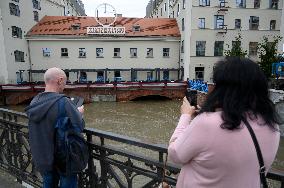 Wroclaw Daily Life During High Water In The Oder River.