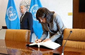 The Secretary-General With The Hon. Anne Hidalgo, Mayor Of Paris