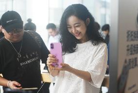 iPhone 16 on Sale in Hangzhou