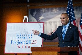 Hakeem Jeffries Gives Weekly Press Conference - Washington