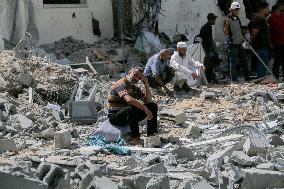 Israeli Attack On Al-Bureij Kills At Least 4 - Gaza