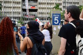 Students from the UERJ Resist Student Movement occupy UERJ.