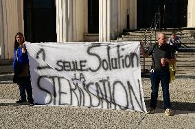 Protesters For The Sterilization Of Stray Cats In Villeurbanne