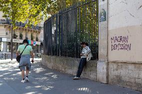 Daily Life In Paris