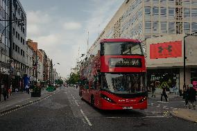 Plans For The Pedestrianisation Of Oxford Street