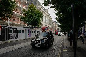 Plans For The Pedestrianisation Of Oxford Street