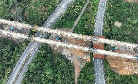 Nanchang-Jiujiang Intercity Railway Bridge Construction